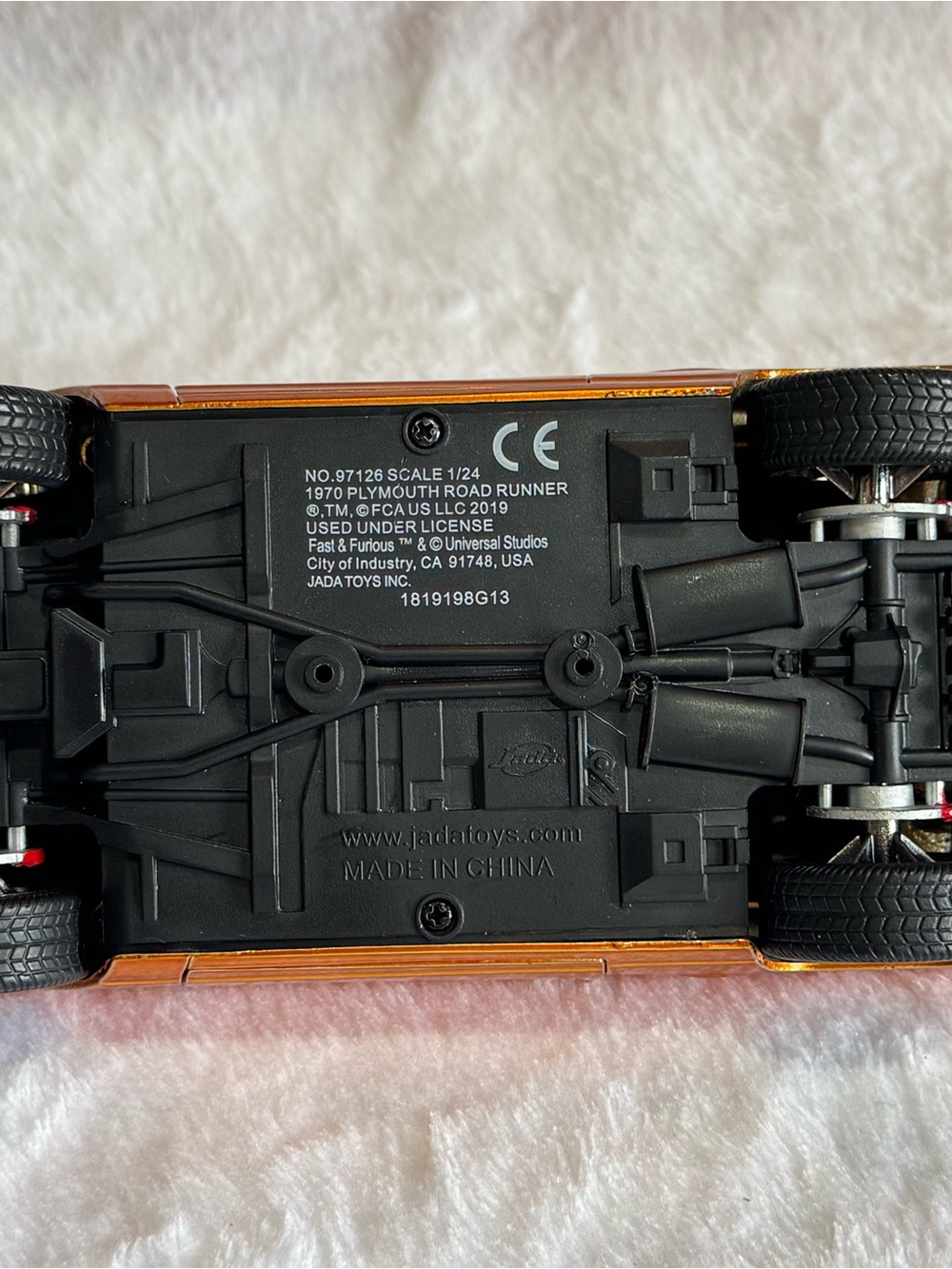 Orange Metallic Muscle Car Model - Picture 9 of 10